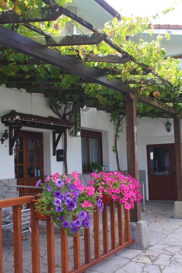 Atxispe Etxea Casa Rural Laukiz Exterior photo